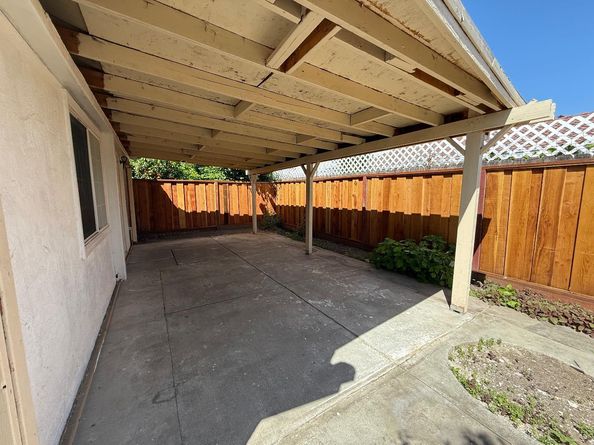 835 Saraband Way, San Jose CA 95122