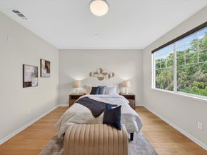 650 Almaden Walk Loop, San Jose CA 95125