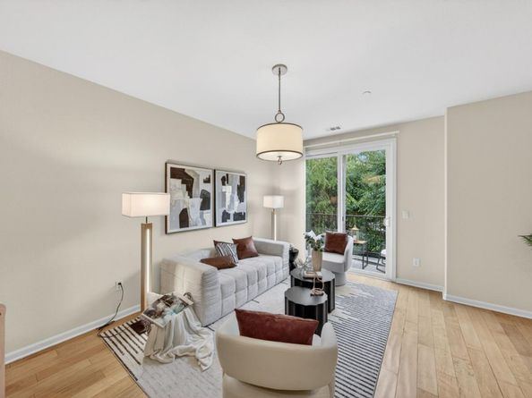 650 Almaden Walk Loop, San Jose CA 95125
