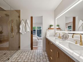215 Lauella Court, Mountain View CA 94041