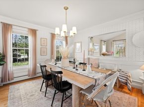 1 Quequechan Cir, Lakeville MA 02347