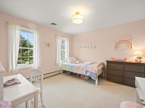 1 Quequechan Cir, Lakeville MA 02347