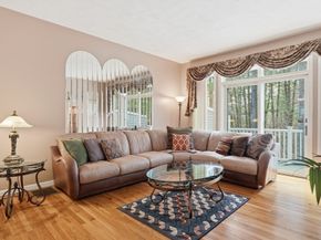 914 Sherwood Forest Lane 914, Saugus MA 01906