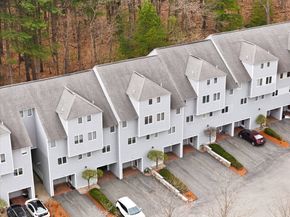 914 Sherwood Forest Lane 914, Saugus MA 01906