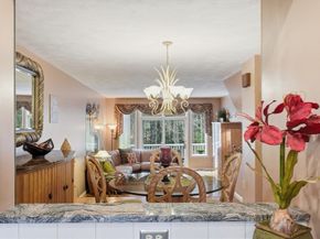914 Sherwood Forest Lane 914, Saugus MA 01906