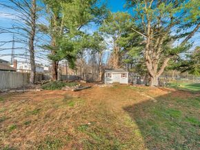 67 Boundary St, Brockton MA 02302