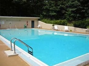 300 Park Terrace Dr. 322, Stoneham MA 02180