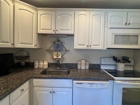 300 Park Terrace Dr. 322, Stoneham MA 02180