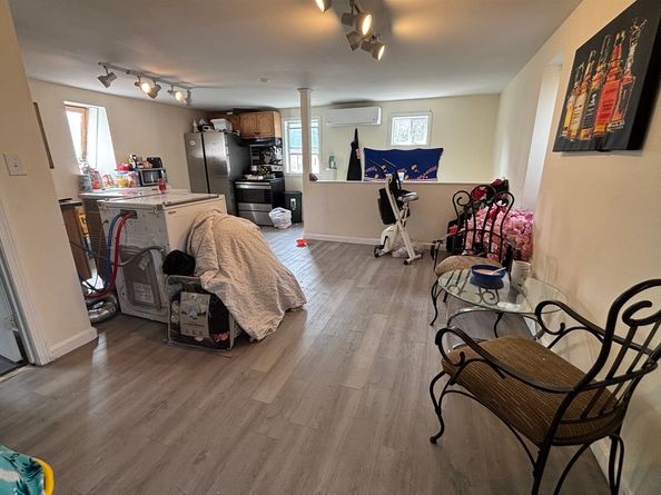 2232 Cranberry Hwy B, Wareham MA 02576