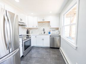 38 Hapgood Rd, Worcester MA 01605