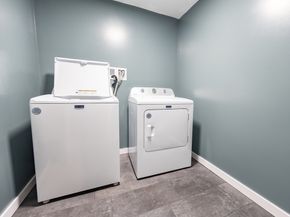 38 Hapgood Rd, Worcester MA 01605