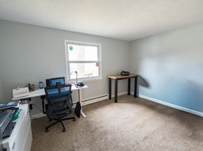 38 Hapgood Rd, Worcester MA 01605