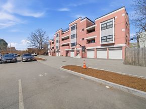 60-R Gibson St B1, Boston MA 02122