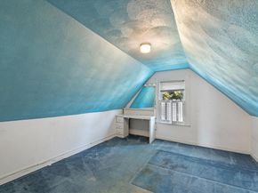 1 English St, Salem MA 01970