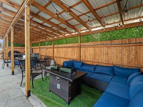 1 English St, Salem MA 01970