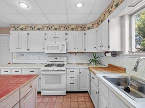 1 English St, Salem MA 01970