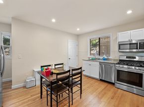 1 English St, Salem MA 01970