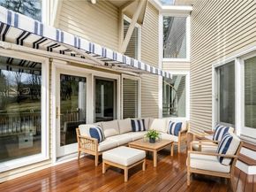 2 Rolleston Rd, Marblehead MA 01945