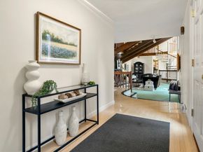 2 Rolleston Rd, Marblehead MA 01945