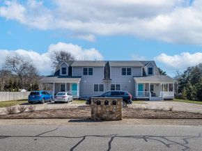 78-82 Church St, Mattapoisett MA 02739