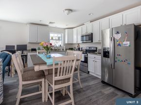 78-82 Church St, Mattapoisett MA 02739