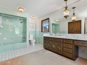 72 Stivaletta Dr, Dedham MA 02026