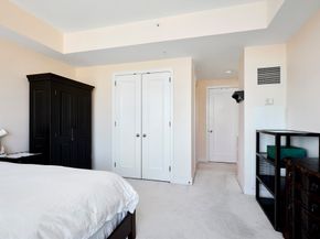 2 Avery 25G, Boston MA 02111