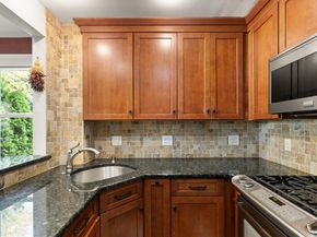 1 Boatswains Way 1, Chelsea MA 02150