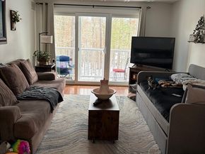 1 Marc Dr 1A10, Plymouth MA 02360