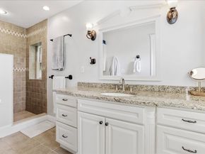 130 Myrtle St, Boston MA 02114