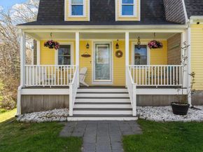 22 Fairfield Dr, Wareham MA 02571