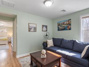 22 Fairfield Dr, Wareham MA 02571