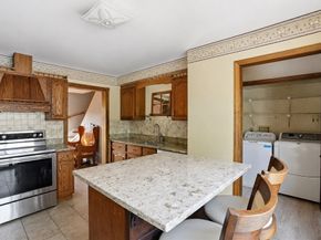 67 Wituwamat Rd, Weymouth MA 02191