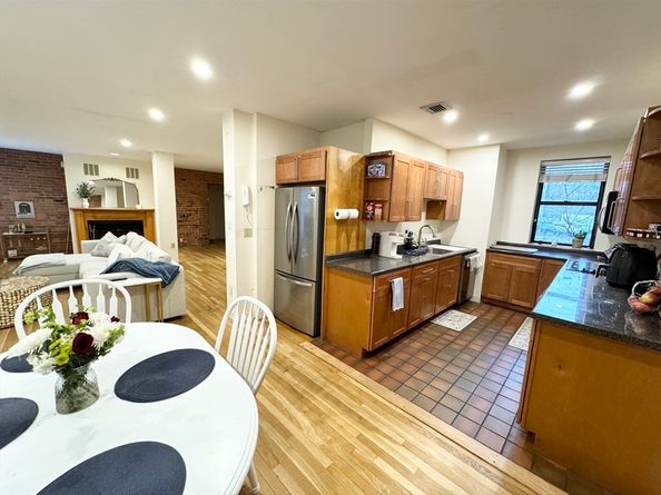 96 Gainsborough Street 103W, Boston MA 02115