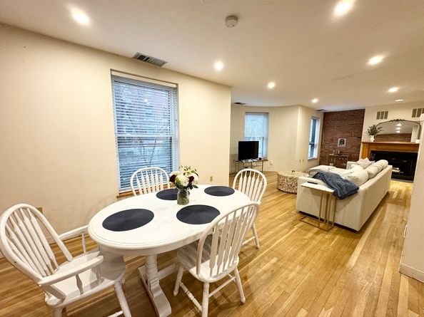 96 Gainsborough Street 103W, Boston MA 02115