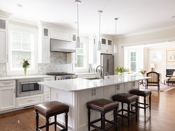 39 Charles Street A, Newton MA 02466