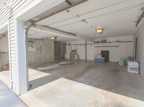 17 Foster Ct, Gardner MA 01440