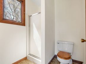 19 Orchard Ln, Holliston MA 01746