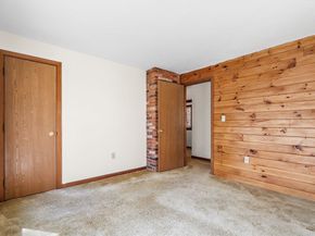 19 Orchard Ln, Holliston MA 01746