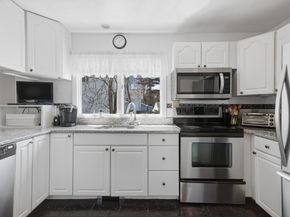 20 Fairfield Road, Wilmington MA 01887