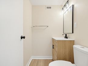 50 Longwood Ave 718, Brookline MA 02446