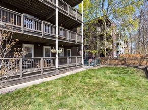 33 Rosemont 1, Boston MA 02122