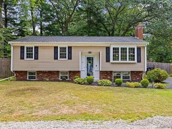 36 Mayflower St, Kingston MA 02364
