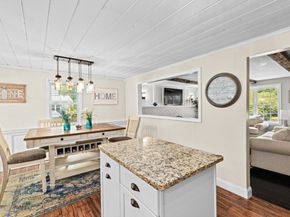 36 Mayflower St, Kingston MA 02364