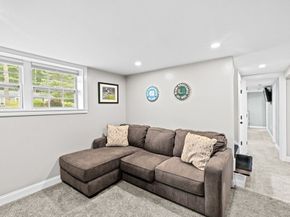 36 Mayflower St, Kingston MA 02364