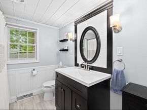 36 Mayflower St, Kingston MA 02364