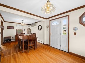125 Indian Hill Rd, Worcester MA 01606