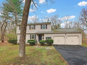 5 Montgomery Dr, Framingham MA 01701