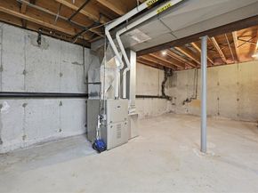 5 Montgomery Dr, Framingham MA 01701