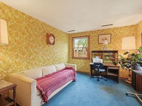 5 Montgomery Dr, Framingham MA 01701